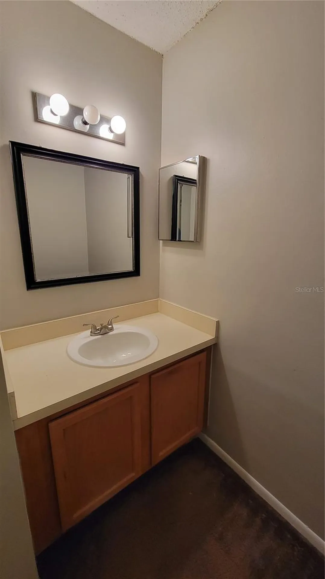 4155 S Semoran Boulevard Orlando FL 32822