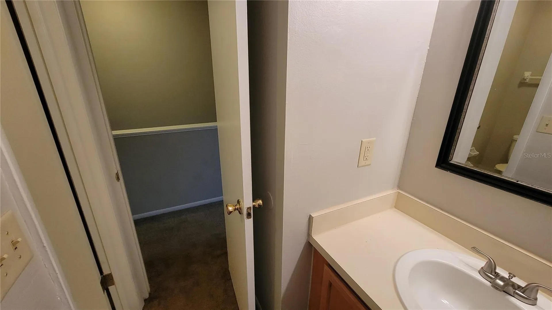 4155 S Semoran Boulevard Orlando FL 32822