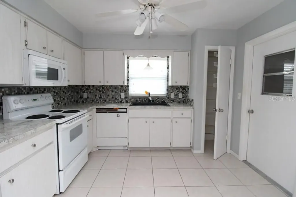 2 Pine Run Haines City FL 33844