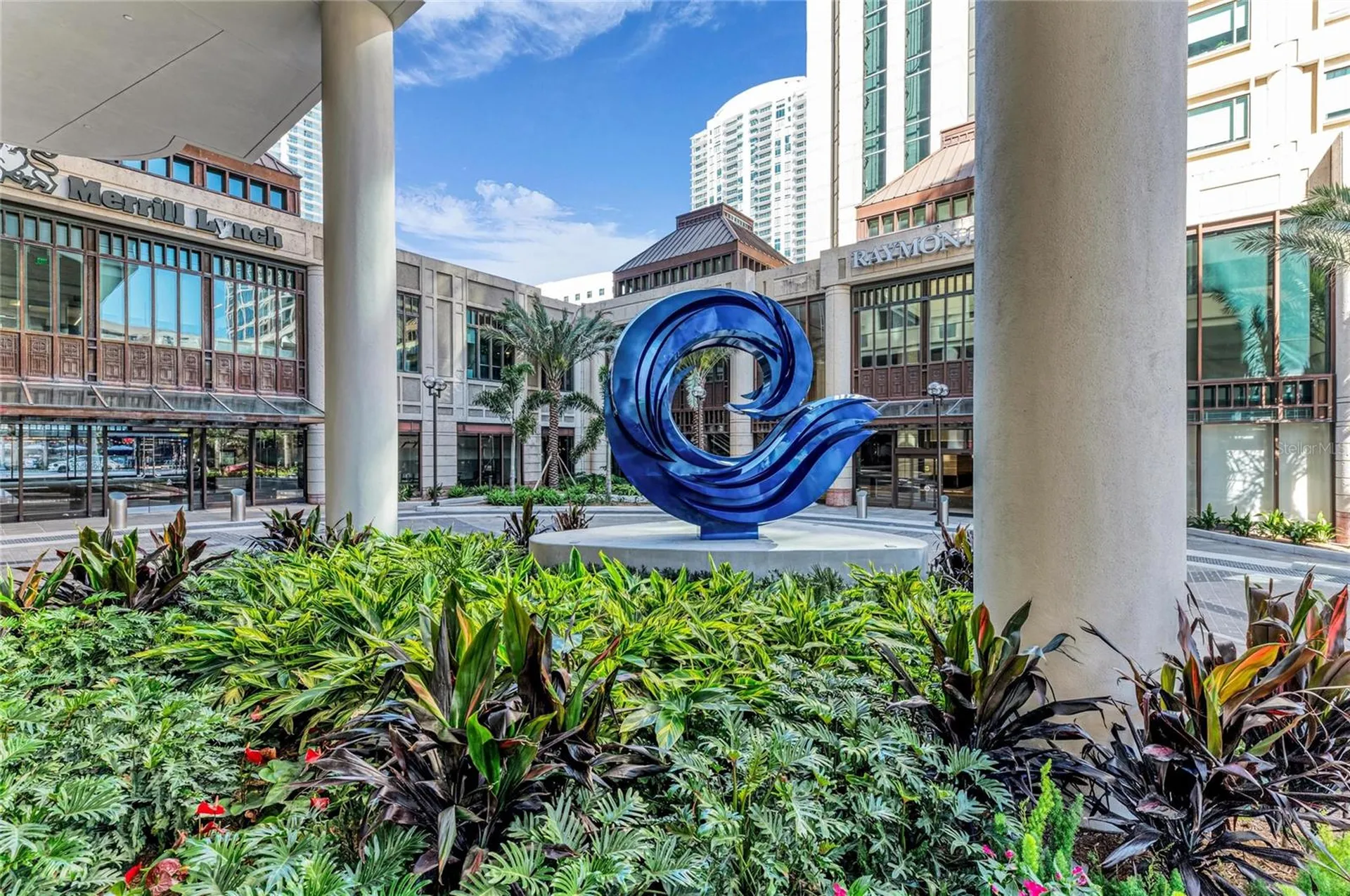 275 1st Avenue S St Petersburg FL 33701