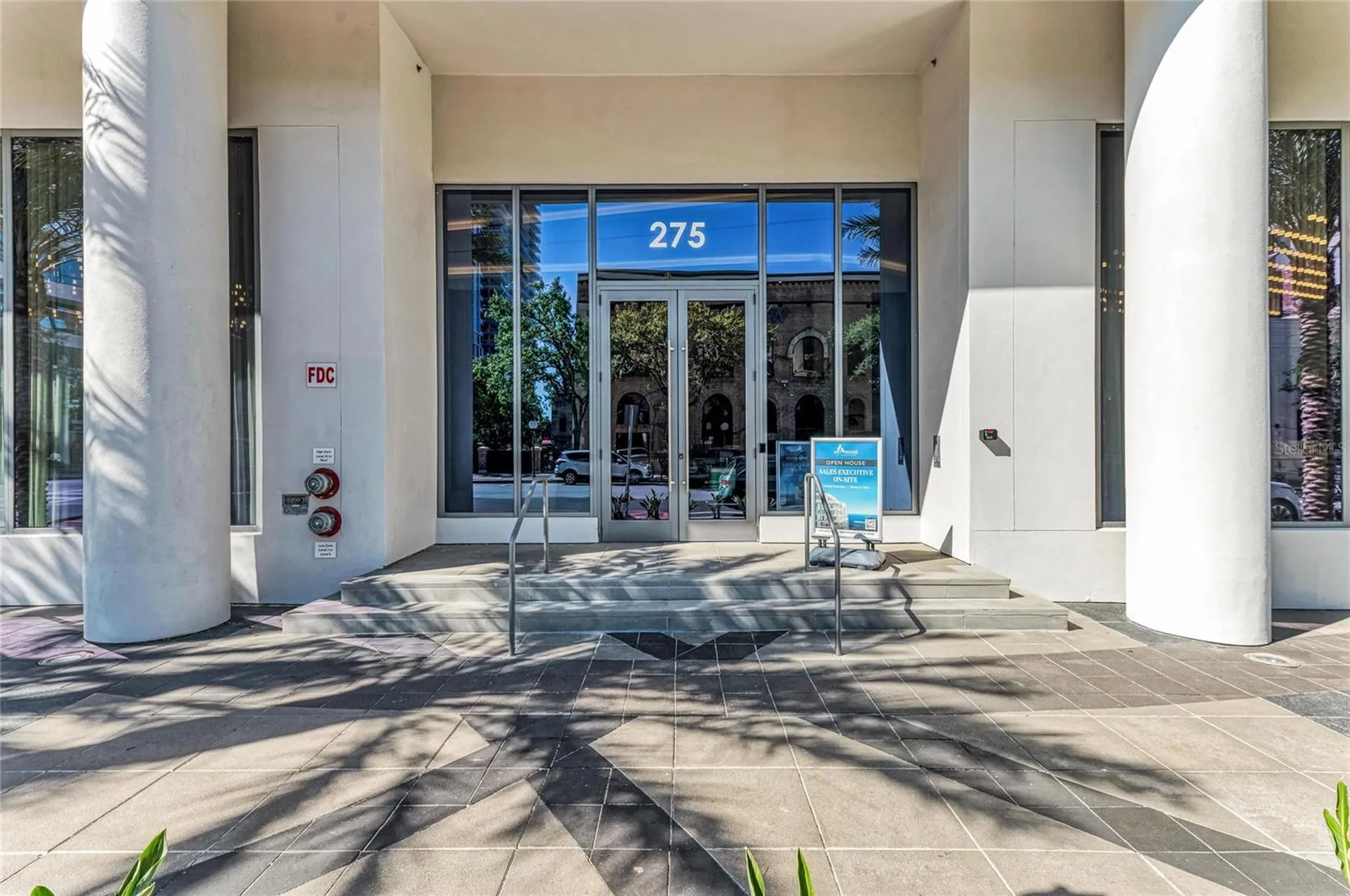 275 1st Avenue S St Petersburg FL 33701