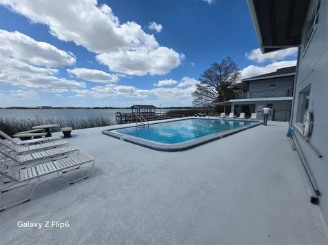 4328 Edgewater Drive Orlando FL 32804