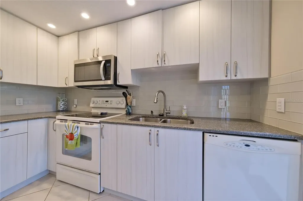 5257 Myrtle Way Sarasota FL 34235