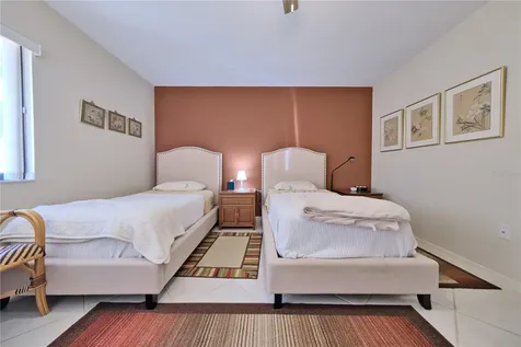 5257 Myrtle Way Sarasota FL 34235