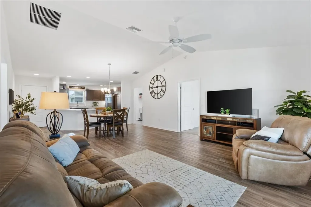 6767 Mary Loop The Villages FL 34762