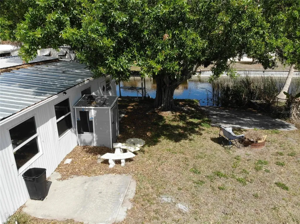 1183 9th Street Okeechobee FL 34974