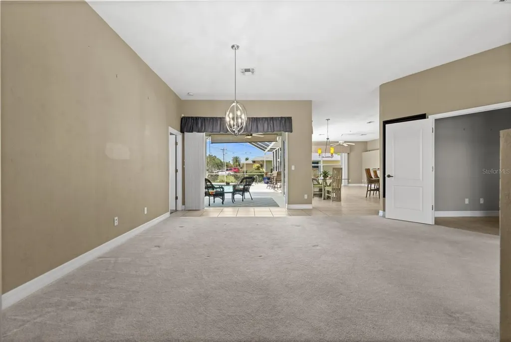 410 SE 20th Court Cape Coral FL 33990