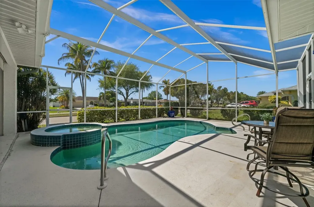 410 SE 20th Court Cape Coral FL 33990