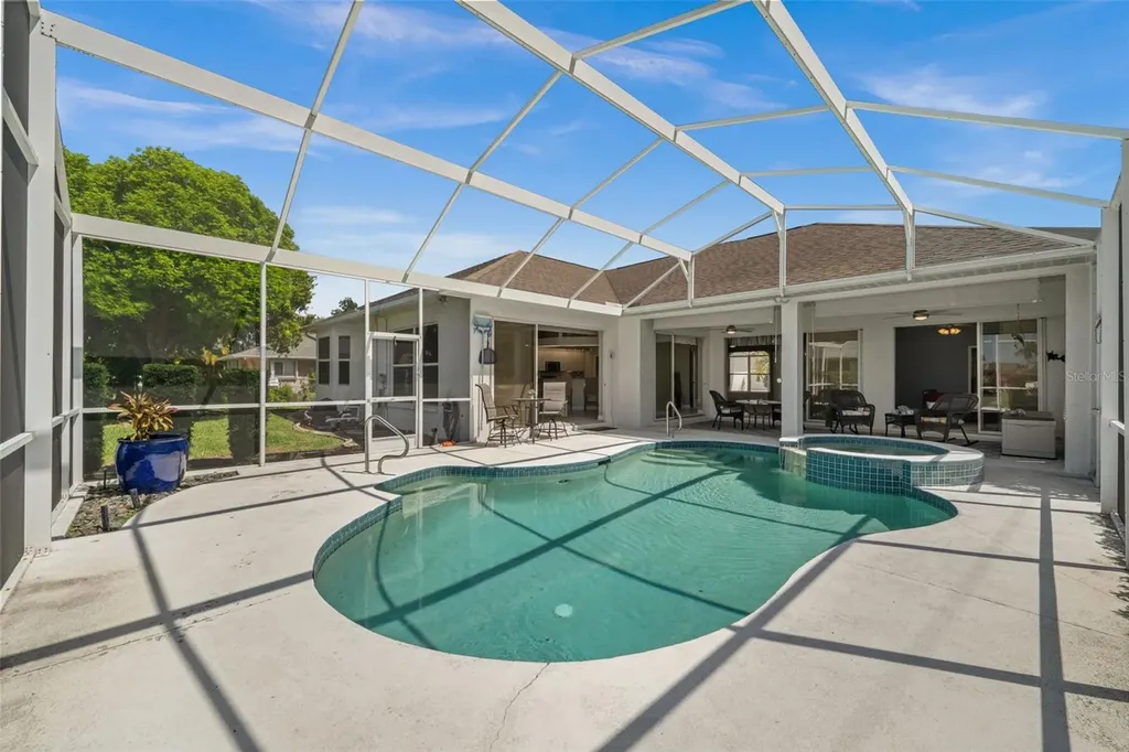410 SE 20th Court Cape Coral FL 33990