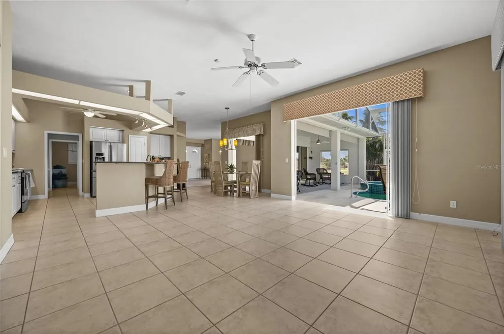 410 SE 20th Court Cape Coral FL 33990