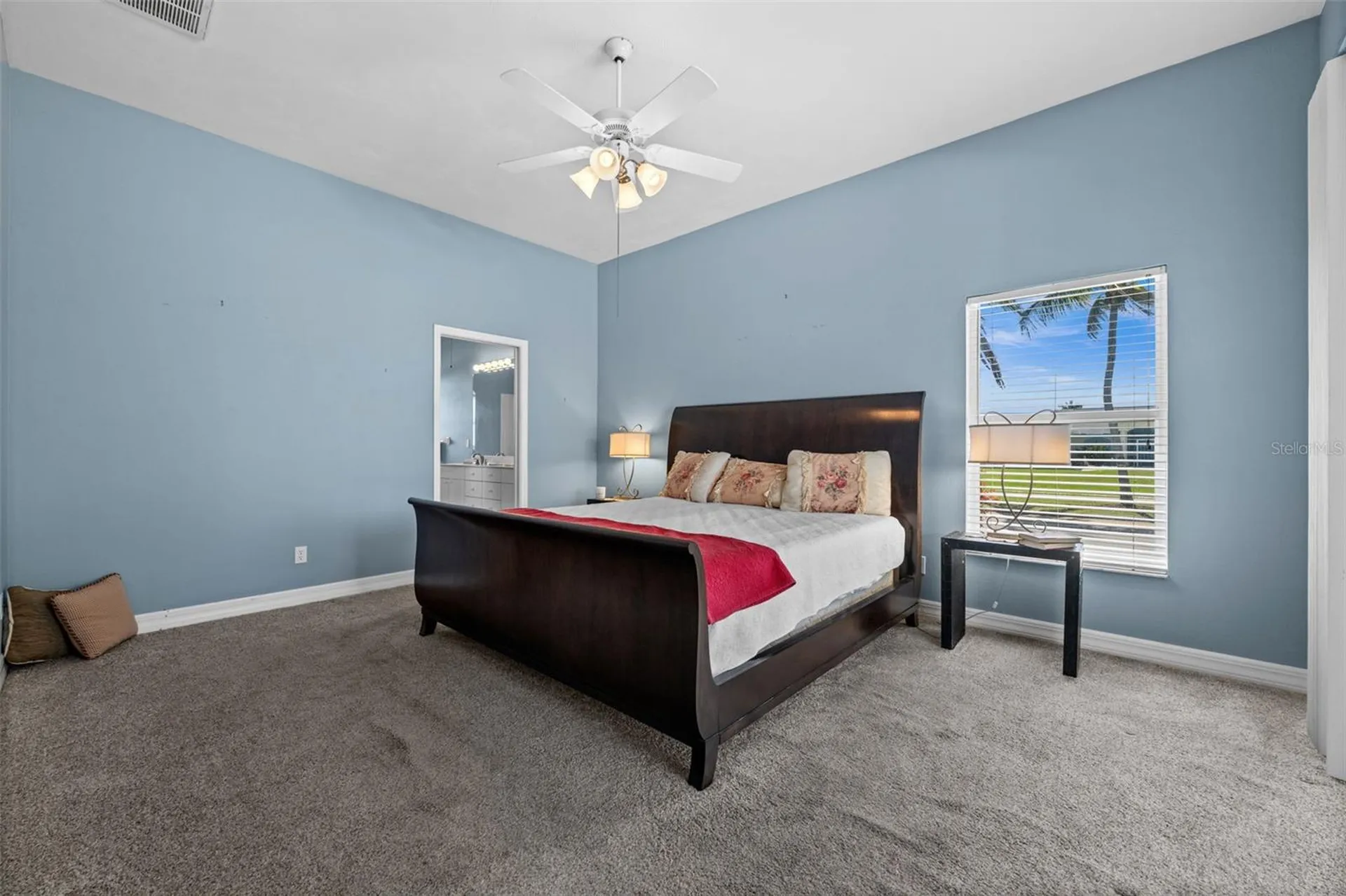 410 SE 20th Court Cape Coral FL 33990