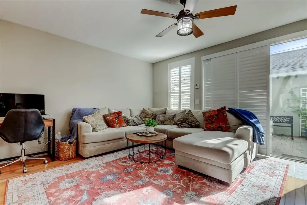 10019 Bradwell Place Tampa FL 33626