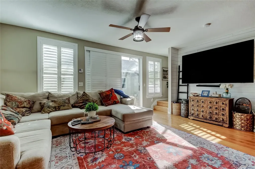10019 Bradwell Place Tampa FL 33626