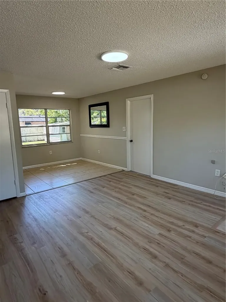709 Lewis Street Fruitland Park FL 34731