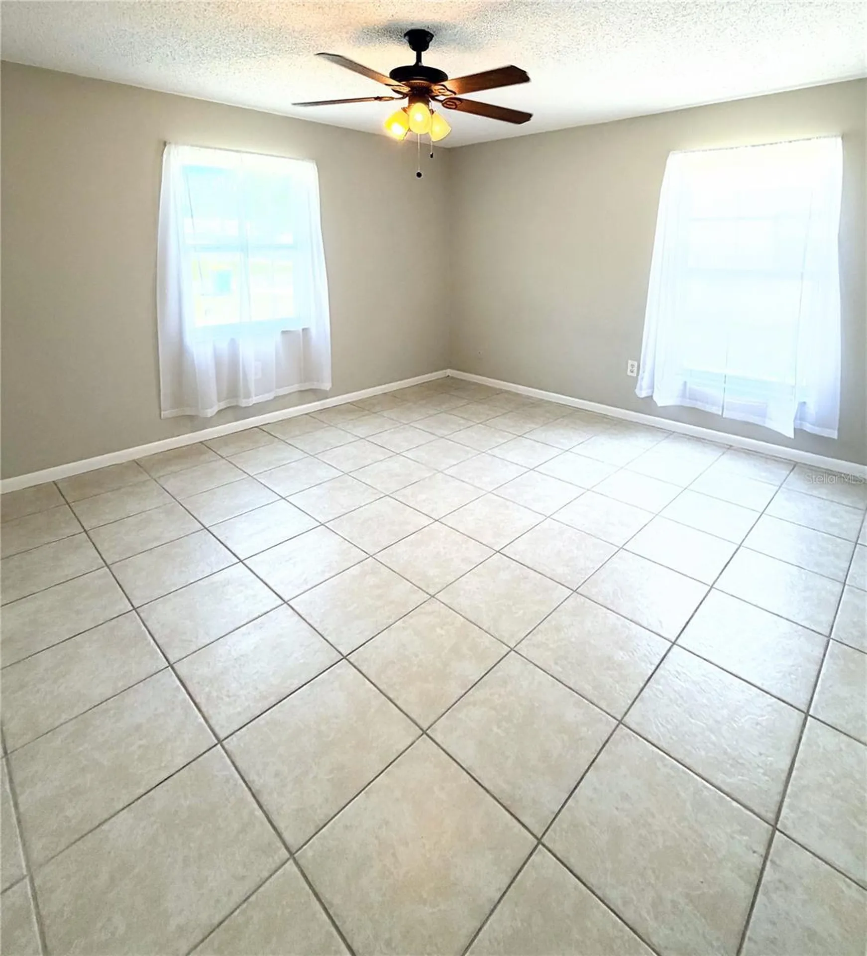 709 Lewis Street Fruitland Park FL 34731