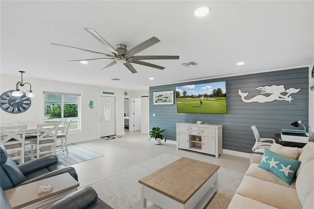 211 21st Street NE Bradenton FL 34208