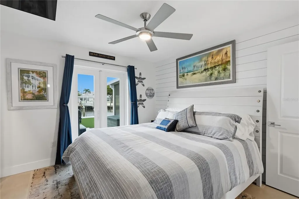 211 21st Street NE Bradenton FL 34208