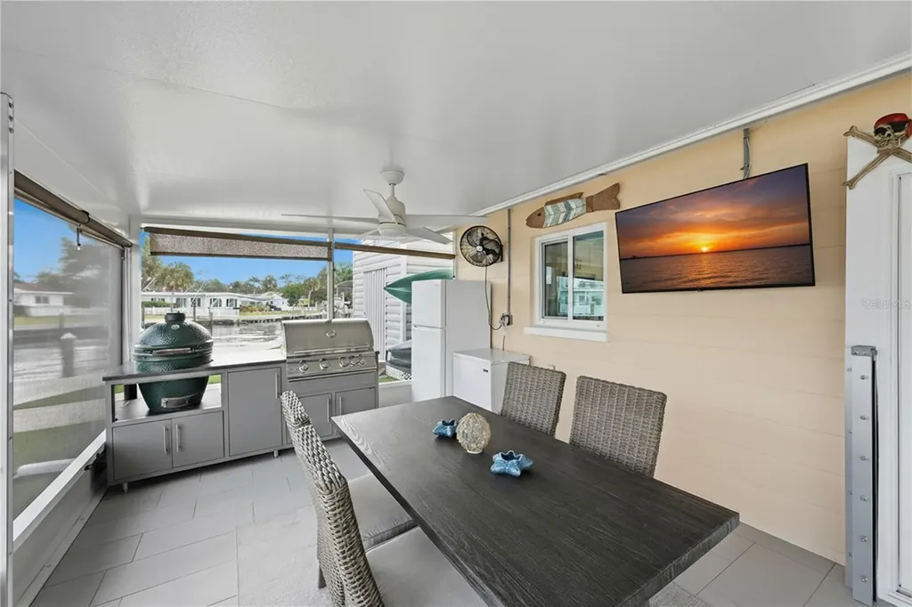 211 21st Street NE Bradenton FL 34208