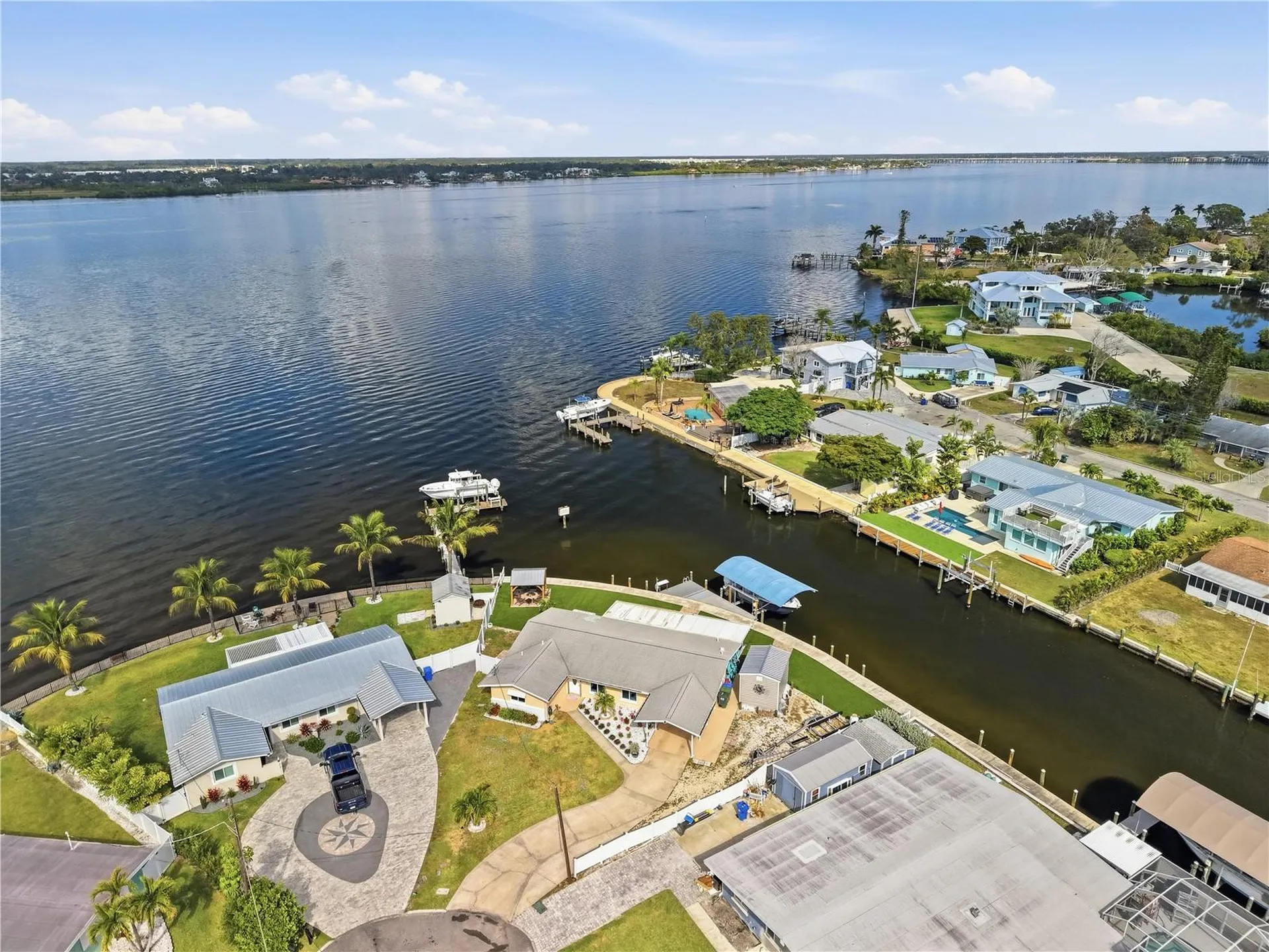 211 21st Street NE Bradenton FL 34208