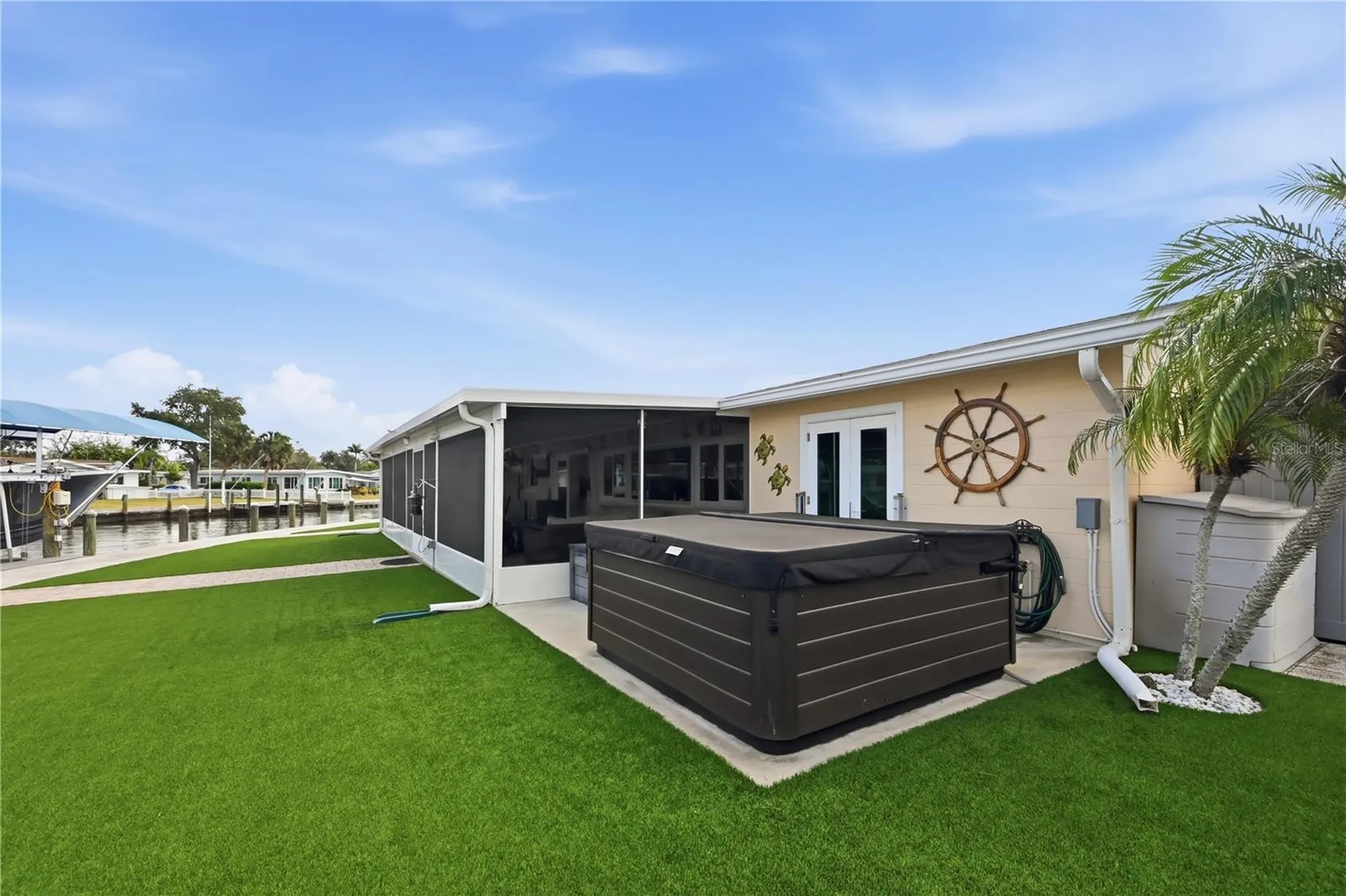 211 21st Street NE Bradenton FL 34208