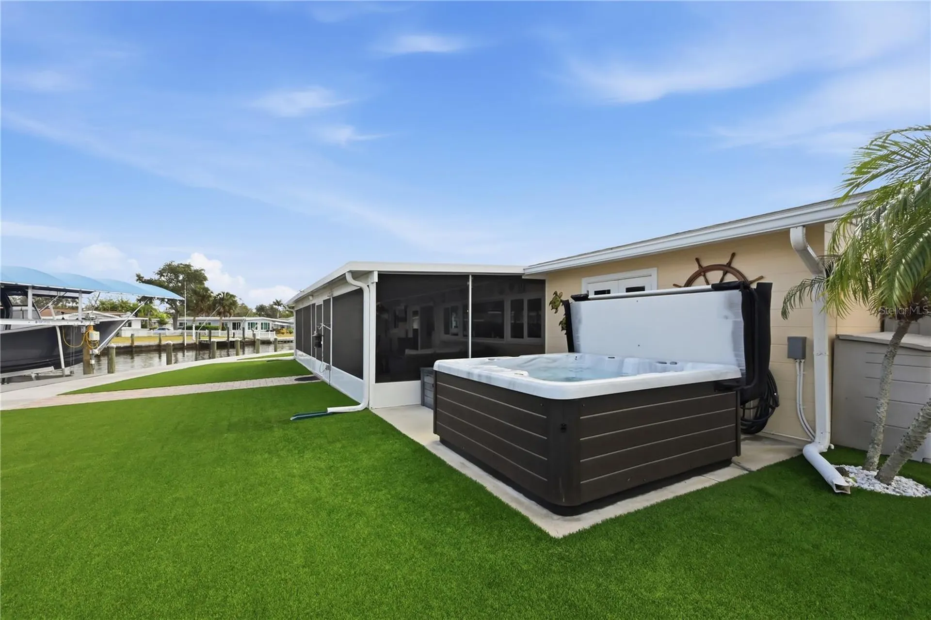 211 21st Street NE Bradenton FL 34208
