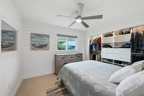 211 21st Street NE Bradenton FL 34208