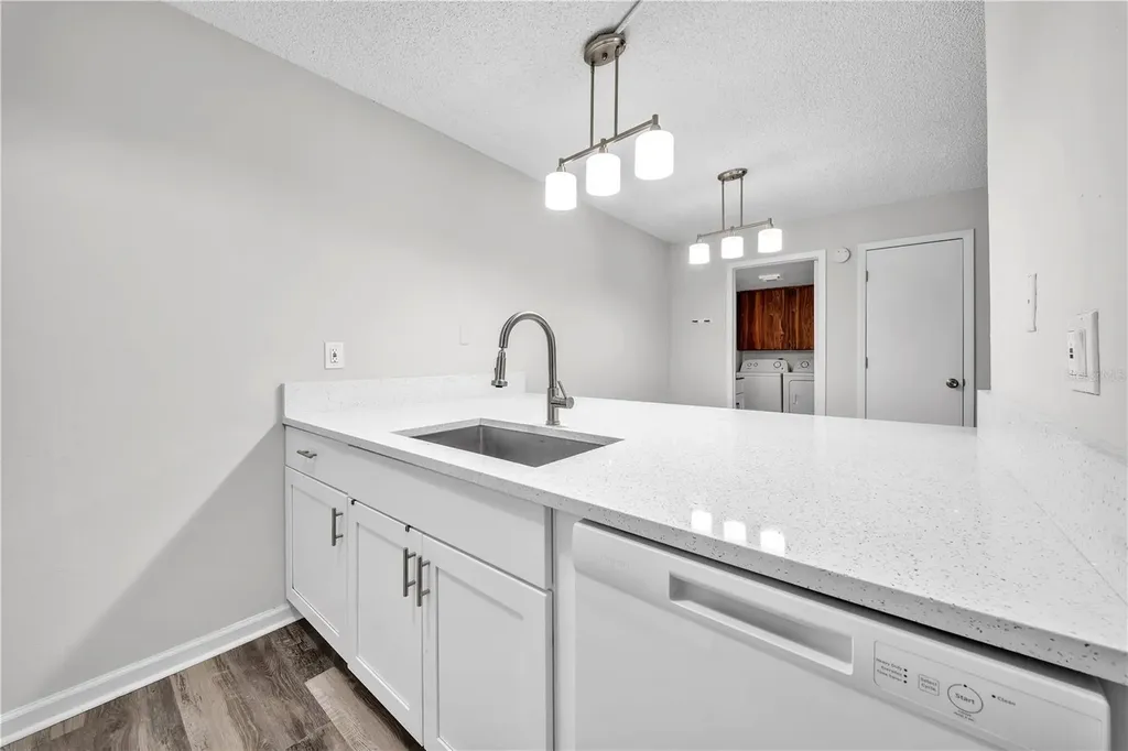 2605 10th Court Palm Harbor FL 34684