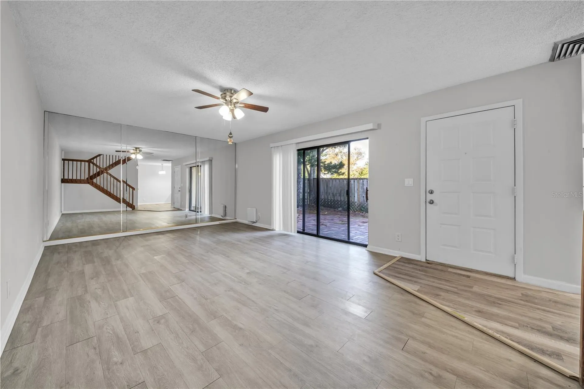 2605 10th Court Palm Harbor FL 34684