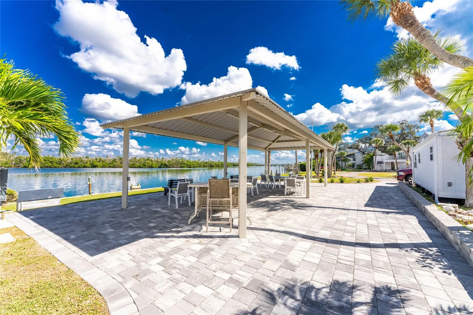 2295 N Beach Road Englewood FL 34223