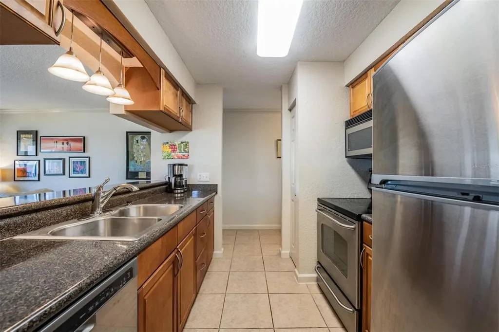 10103 Sailwinds Boulevard N Largo FL 33773