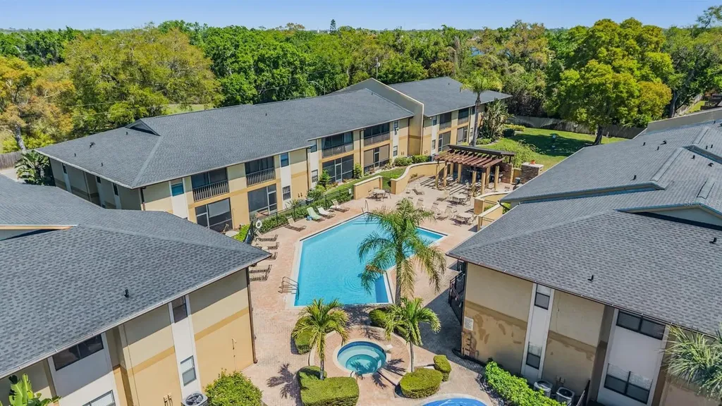 10103 Sailwinds Boulevard N Largo FL 33773