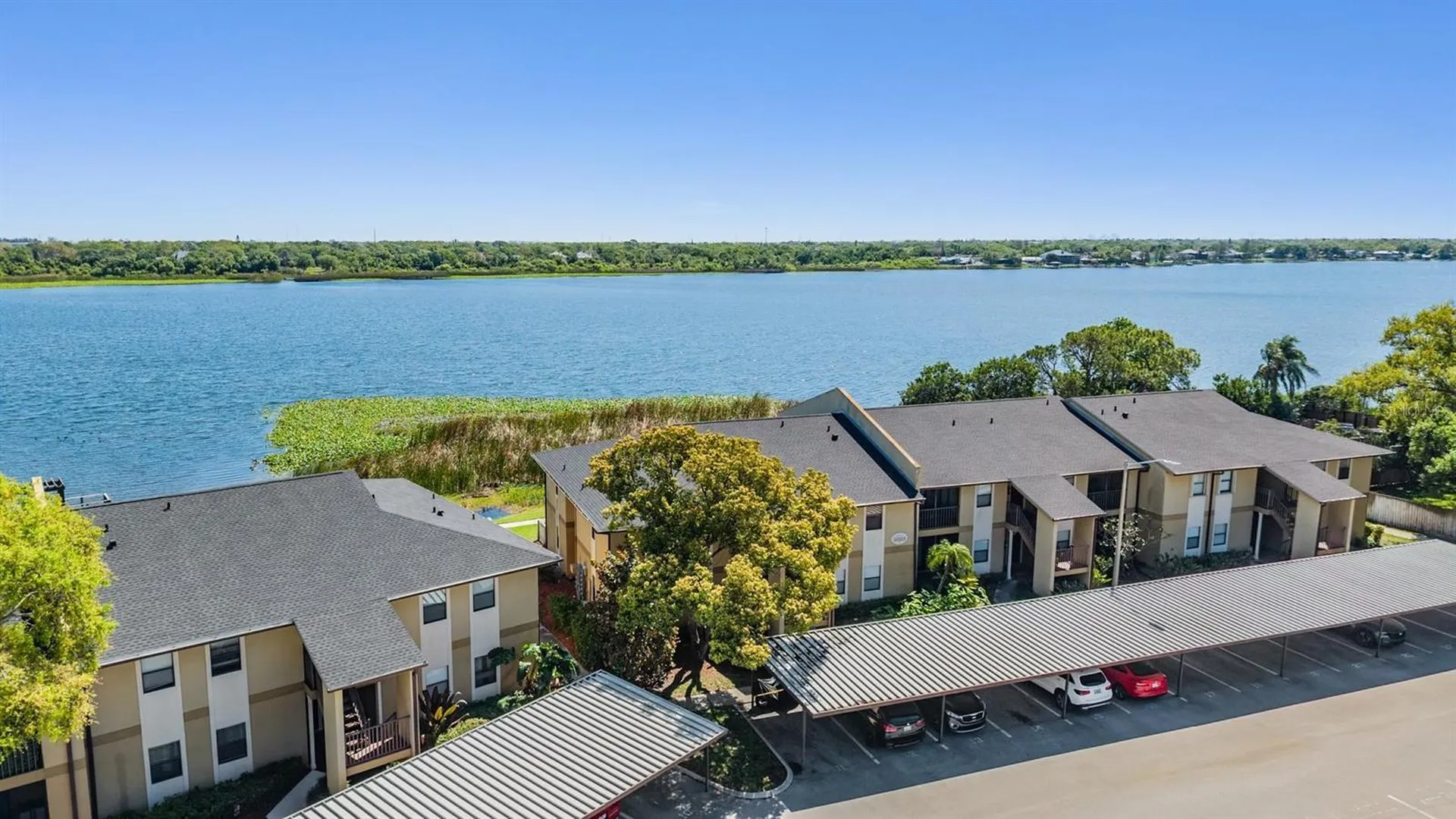 10103 Sailwinds Boulevard N Largo FL 33773