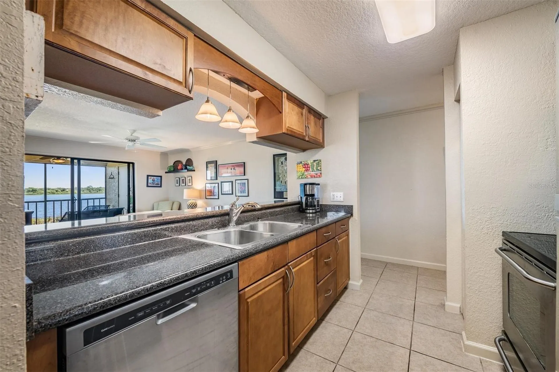 10103 Sailwinds Boulevard N Largo FL 33773