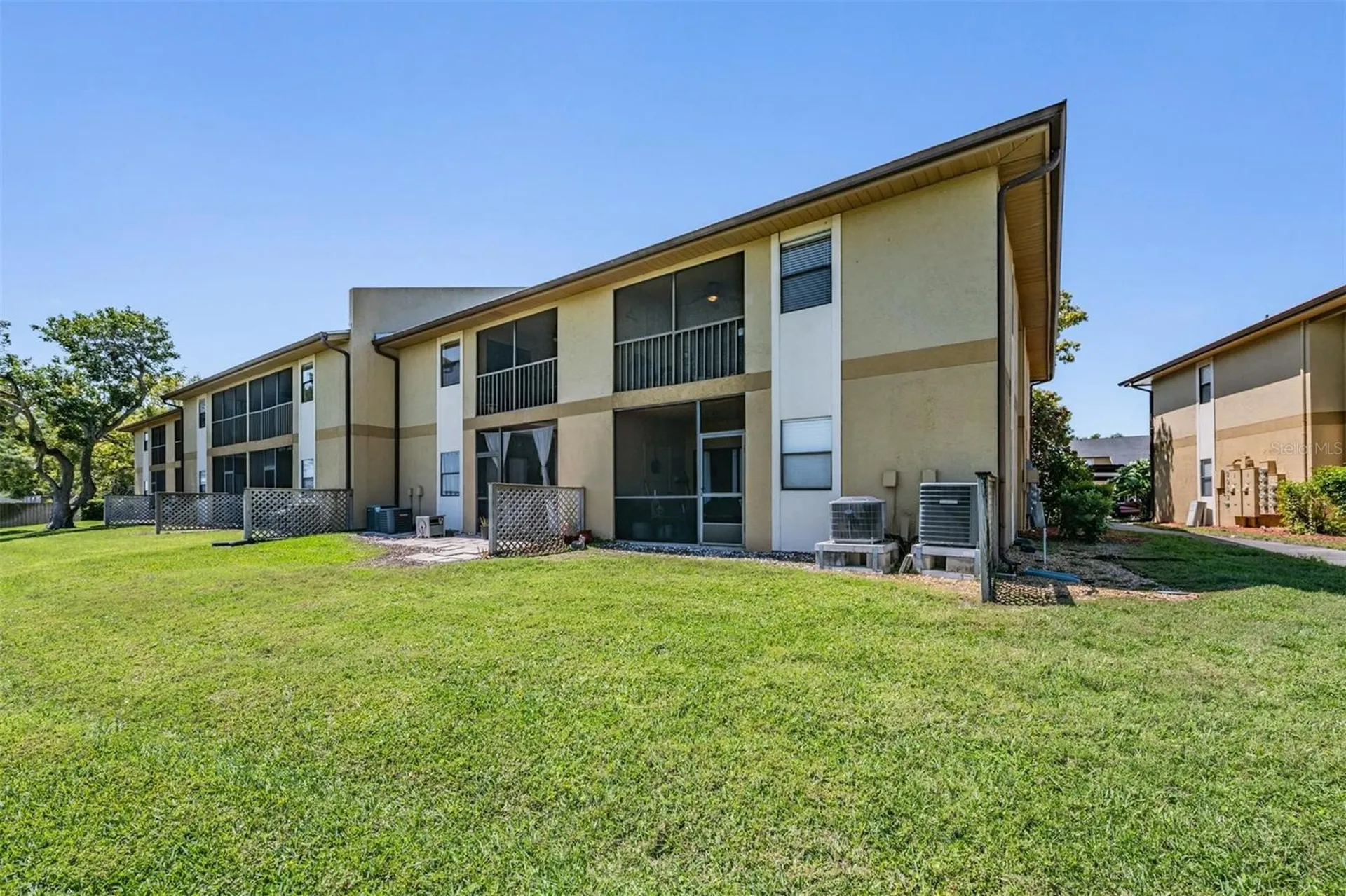 10103 Sailwinds Boulevard N Largo FL 33773
