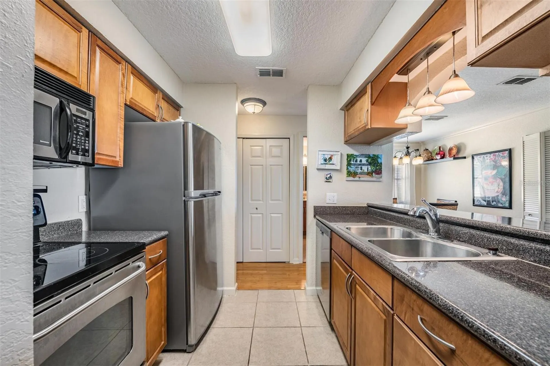10103 Sailwinds Boulevard N Largo FL 33773