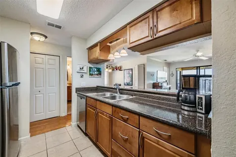 10103 Sailwinds Boulevard N Largo FL 33773