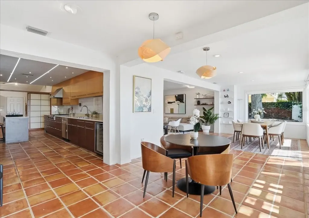 3127 Bay Shore Road Sarasota FL 34234