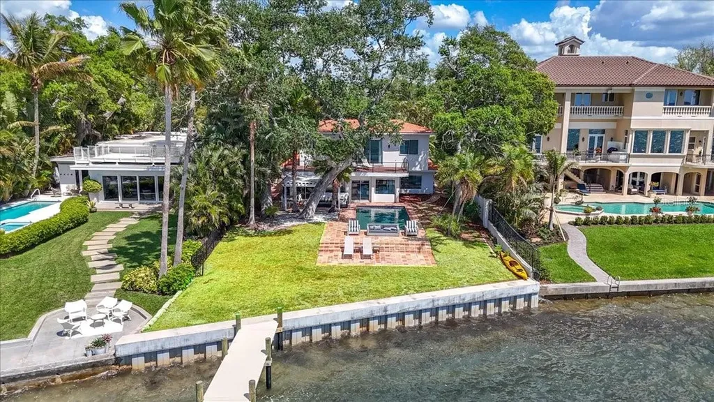3127 Bay Shore Road Sarasota FL 34234