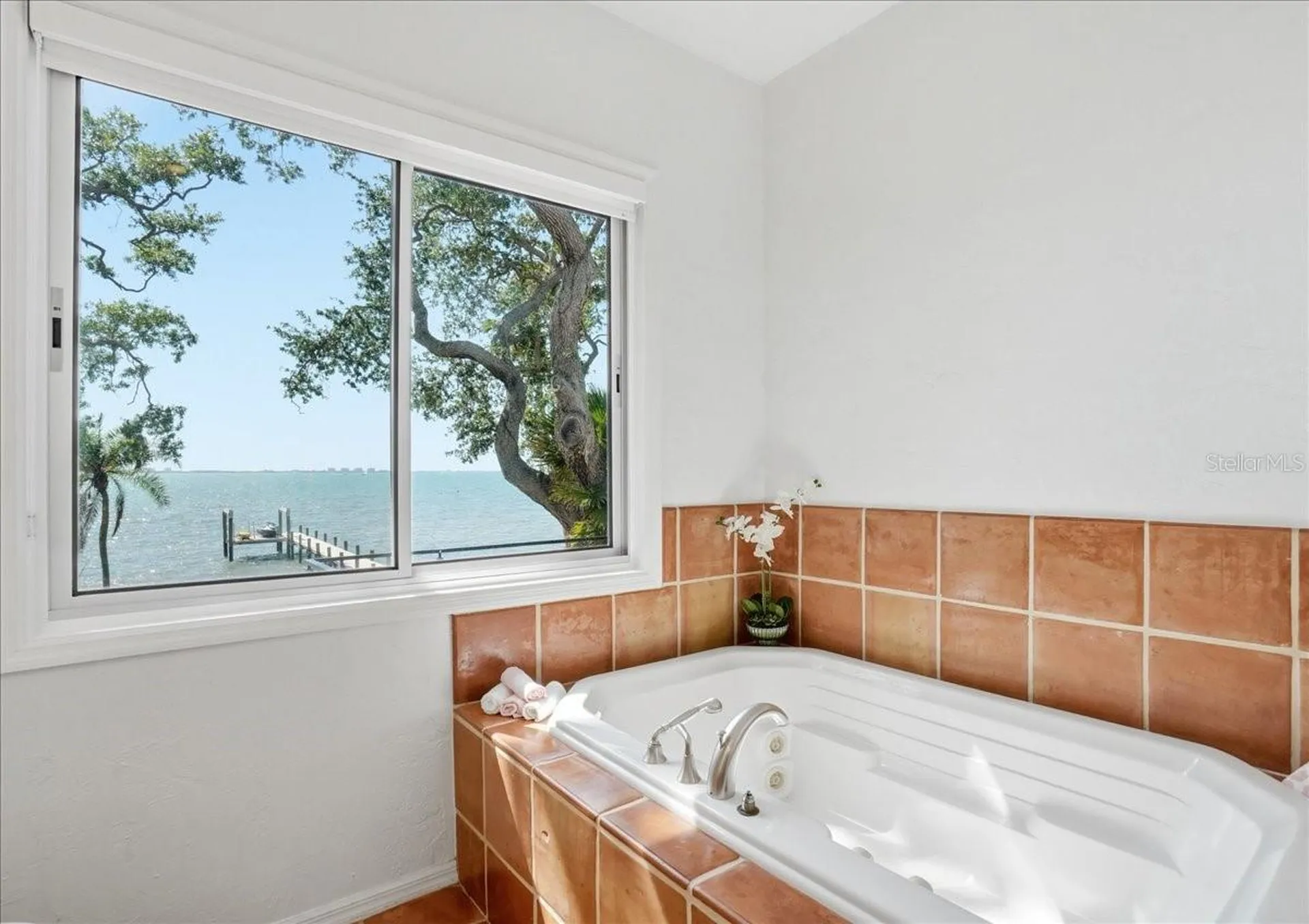 3127 Bay Shore Road Sarasota FL 34234