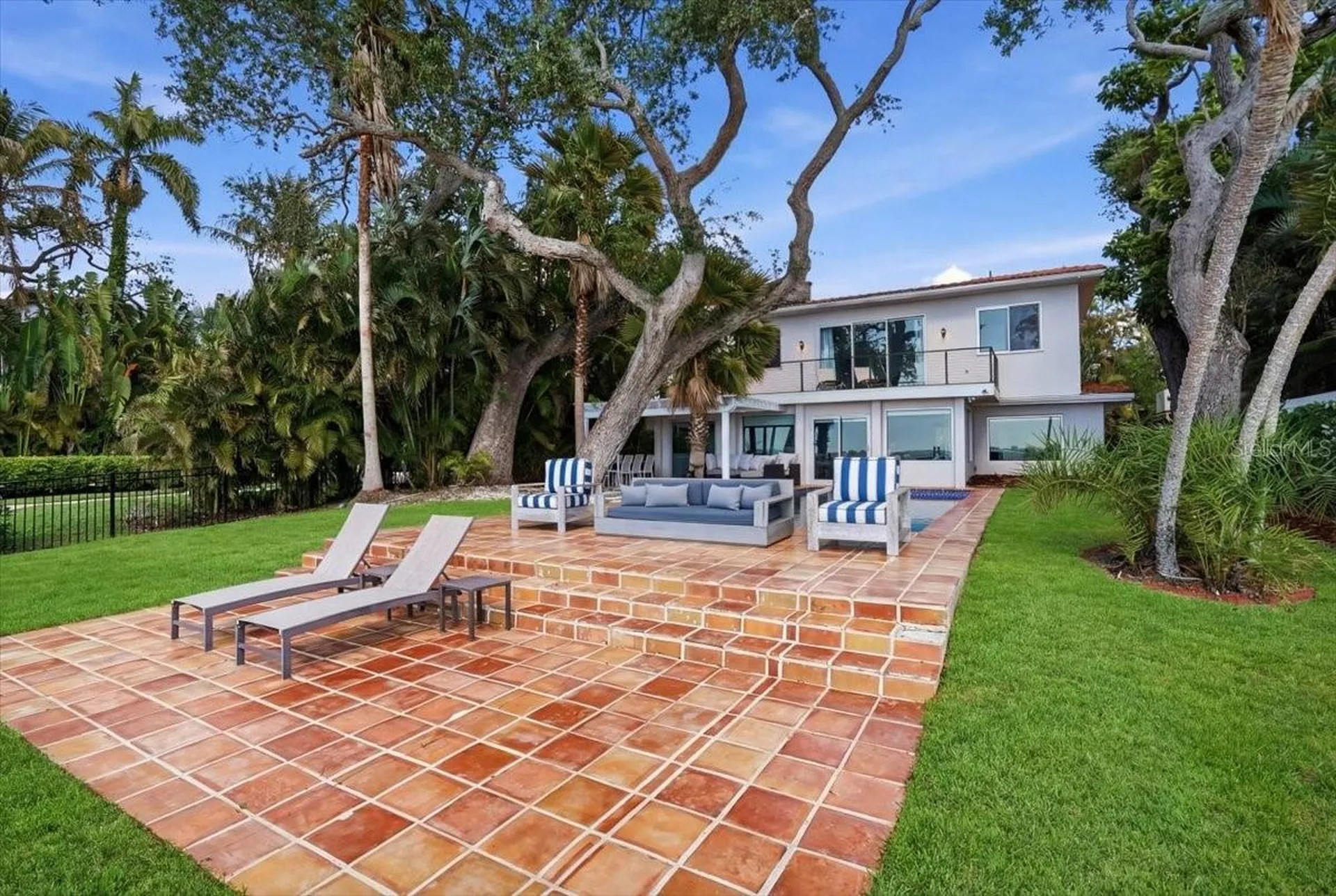 3127 Bay Shore Road Sarasota FL 34234