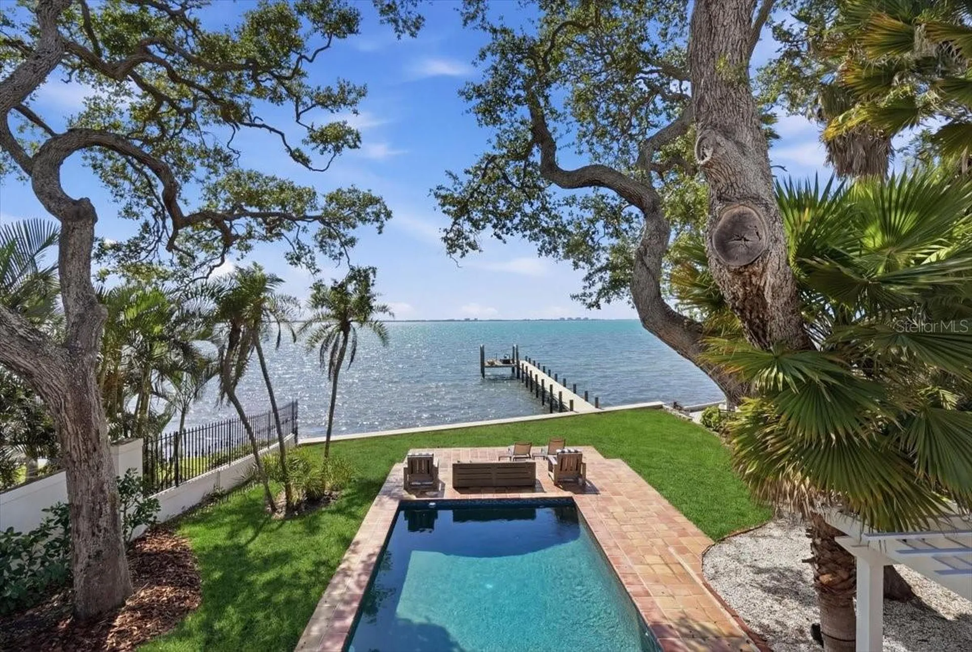 3127 Bay Shore Road Sarasota FL 34234
