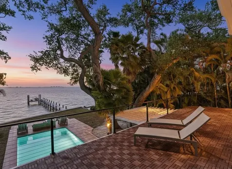 3127 Bay Shore Road Sarasota FL 34234