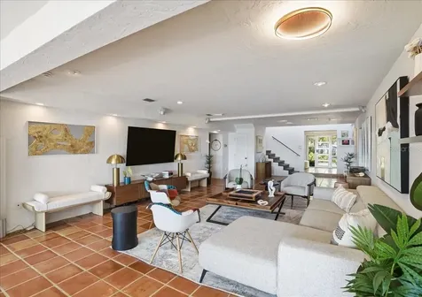 3127 Bay Shore Road Sarasota FL 34234