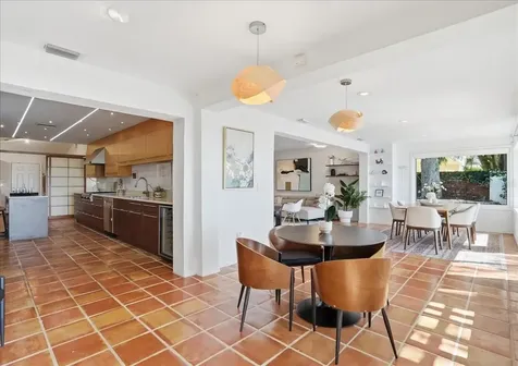 3127 Bay Shore Road Sarasota FL 34234