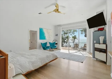 3127 Bay Shore Road Sarasota FL 34234