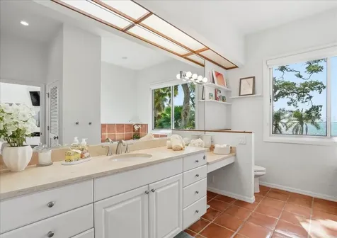 3127 Bay Shore Road Sarasota FL 34234