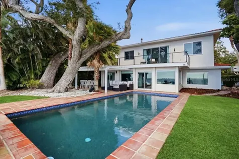 3127 Bay Shore Road Sarasota FL 34234
