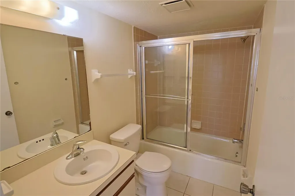 2515 Bayshore Gardens Parkway Bradenton FL 34207