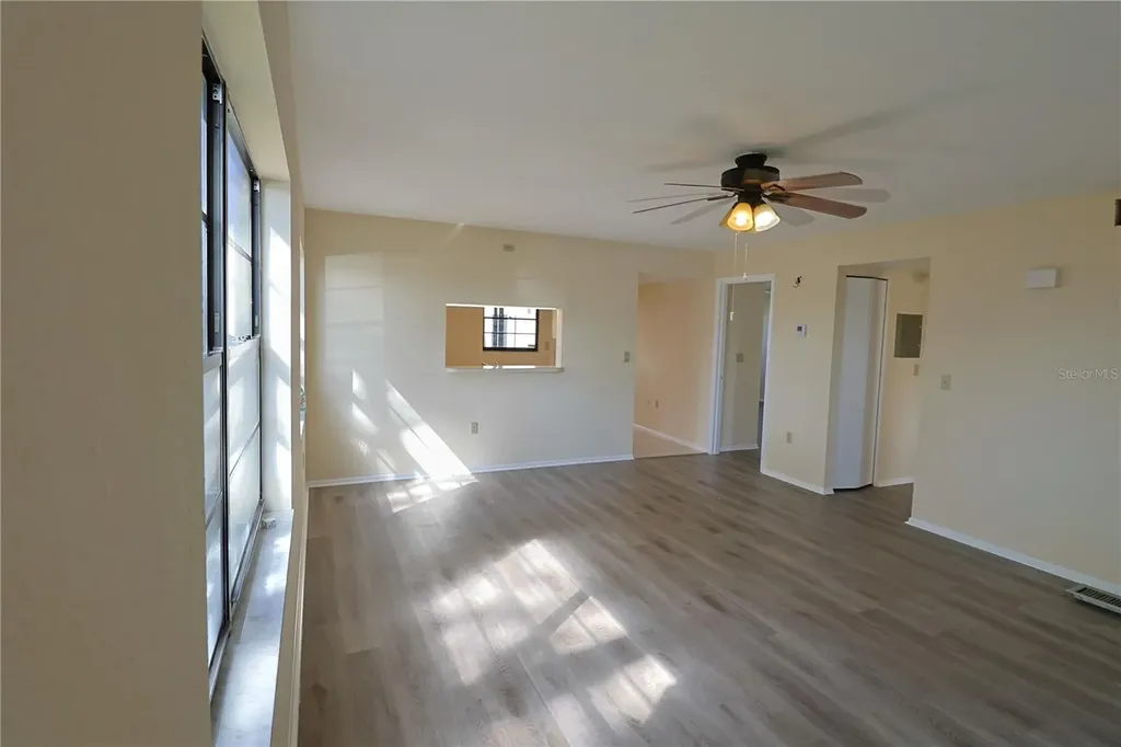 2515 Bayshore Gardens Parkway Bradenton FL 34207