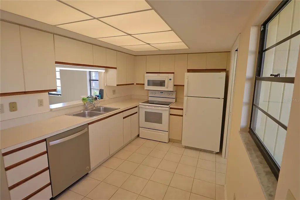 2515 Bayshore Gardens Parkway Bradenton FL 34207